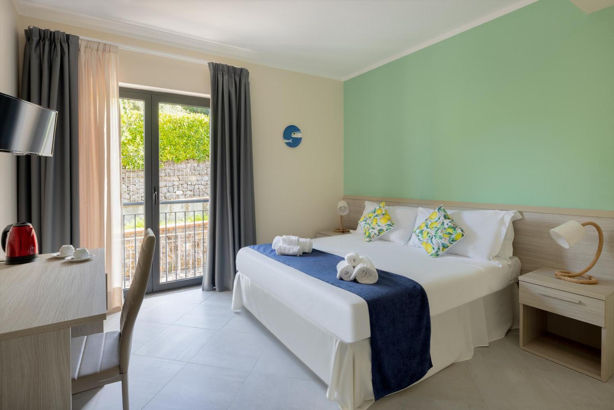 Hotel Scario Club San Giovanni a Piro Zewnętrze zdjęcie