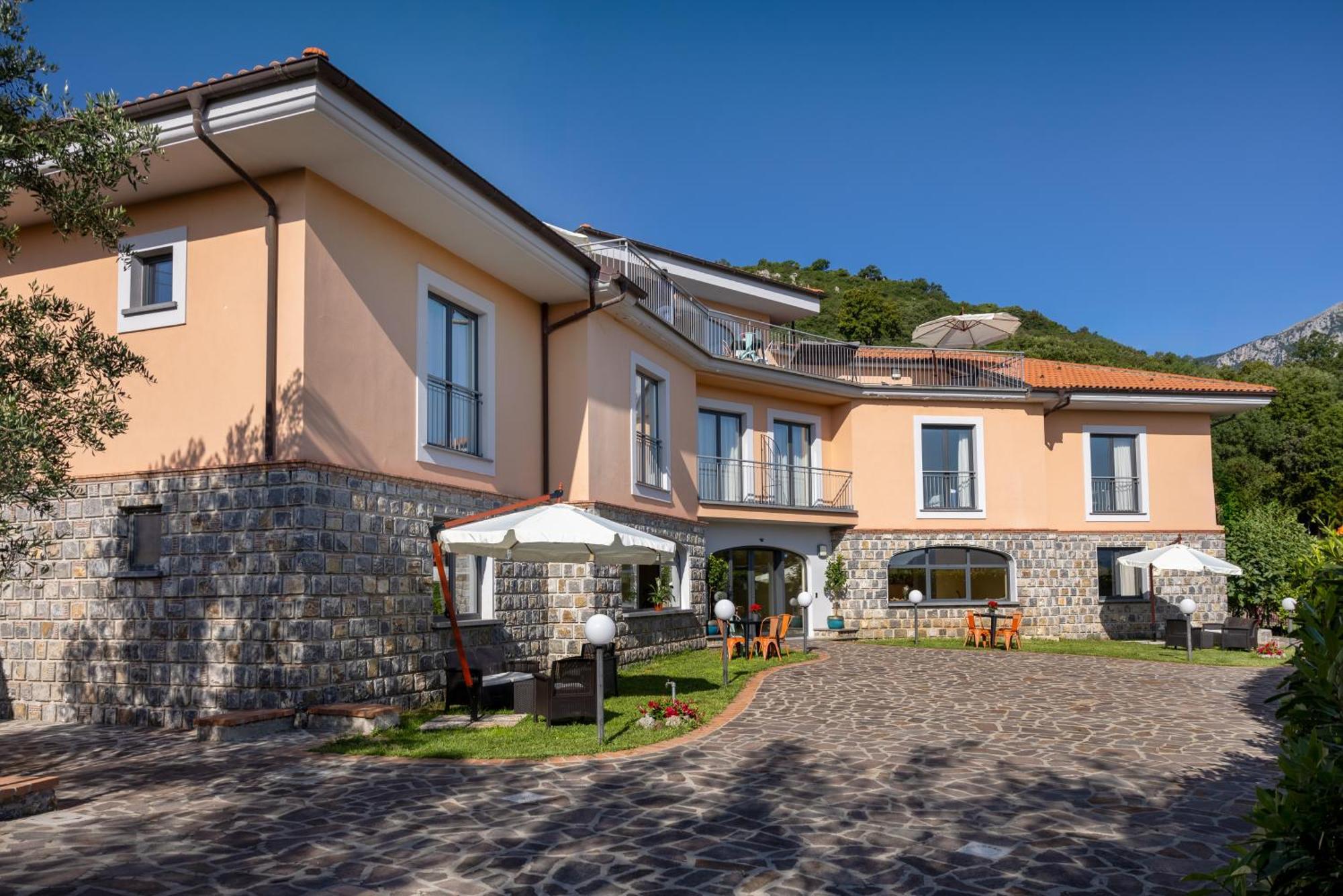 Hotel Scario Club San Giovanni a Piro Zewnętrze zdjęcie