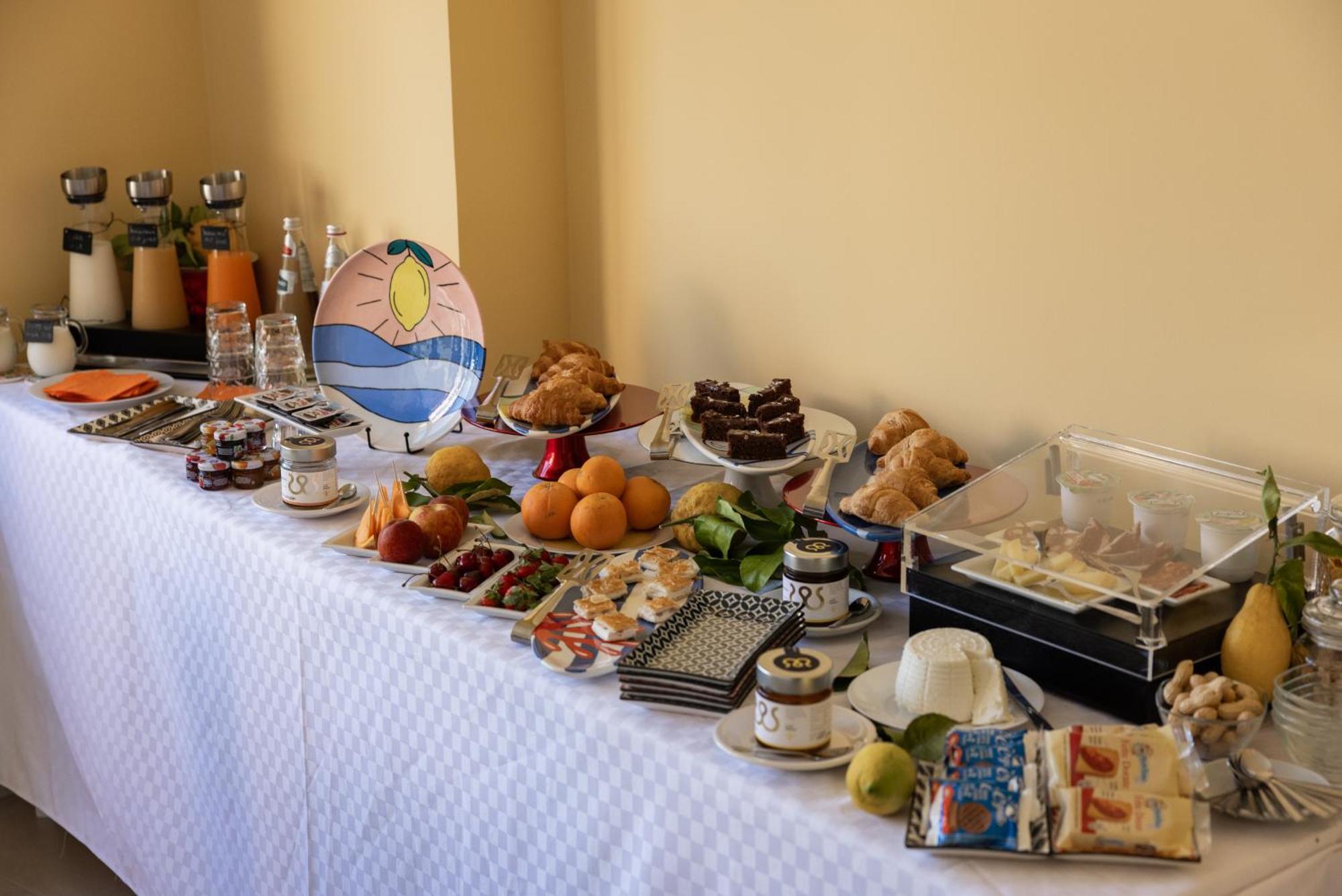 Hotel Scario Club San Giovanni a Piro Zewnętrze zdjęcie