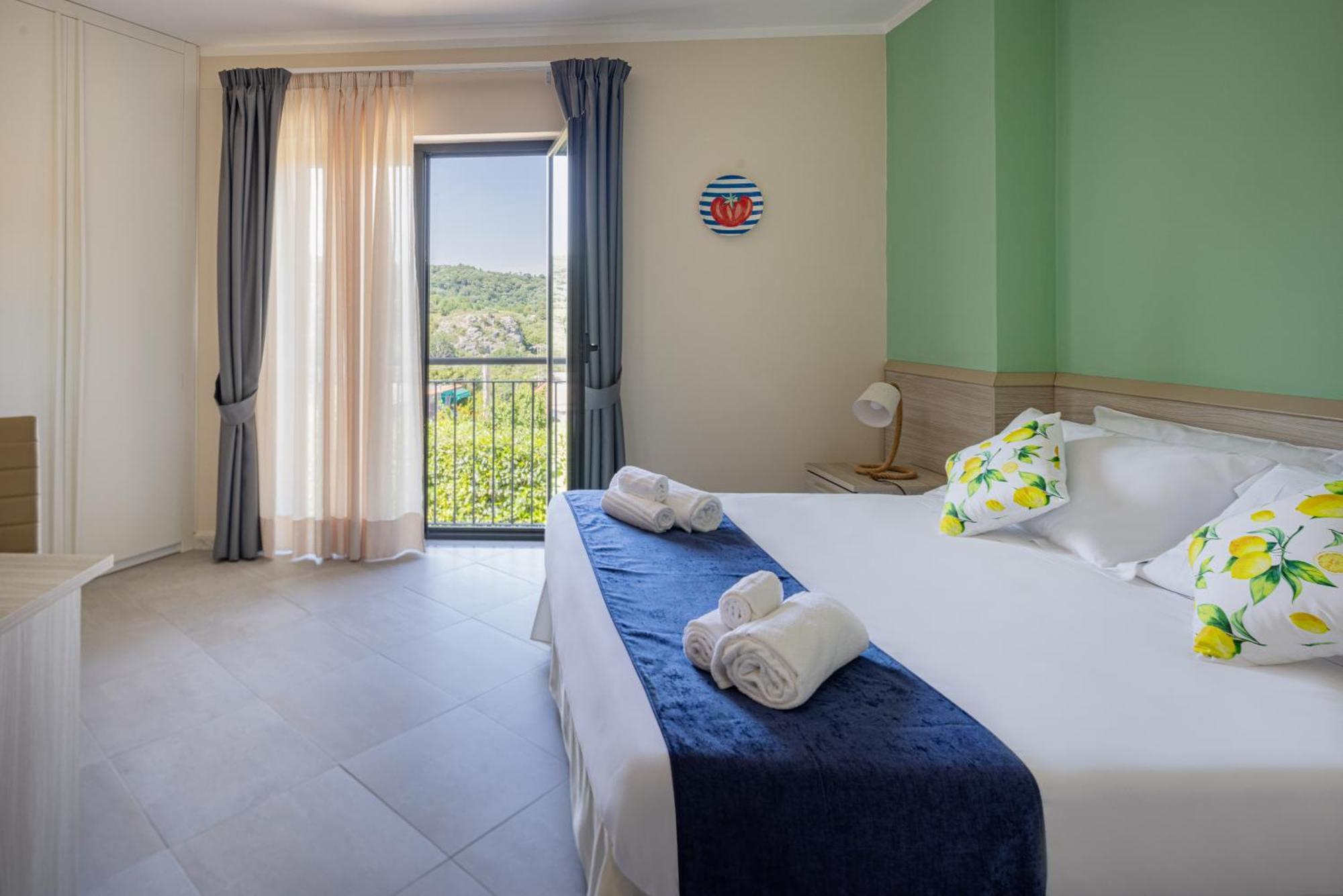 Hotel Scario Club San Giovanni a Piro Zewnętrze zdjęcie